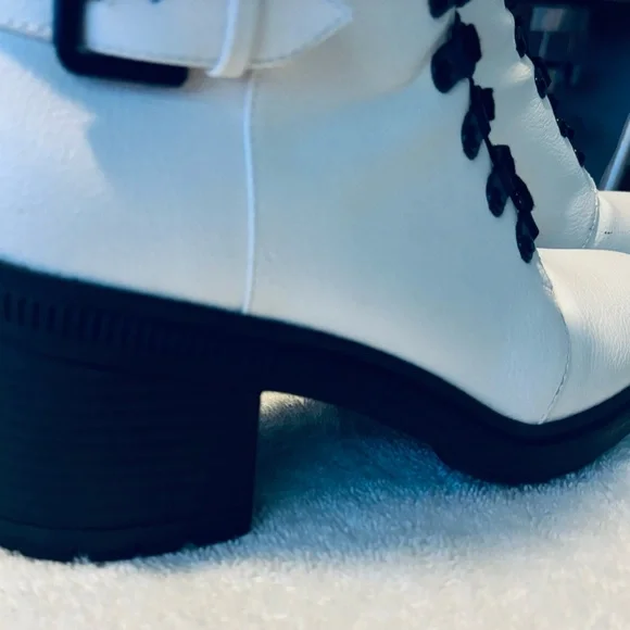 BRAND NEW Ankle Boots By MIX NO. 6 - Size 7.5 M - Heel 3 Inches - Box 51 - Picture 4 of 9